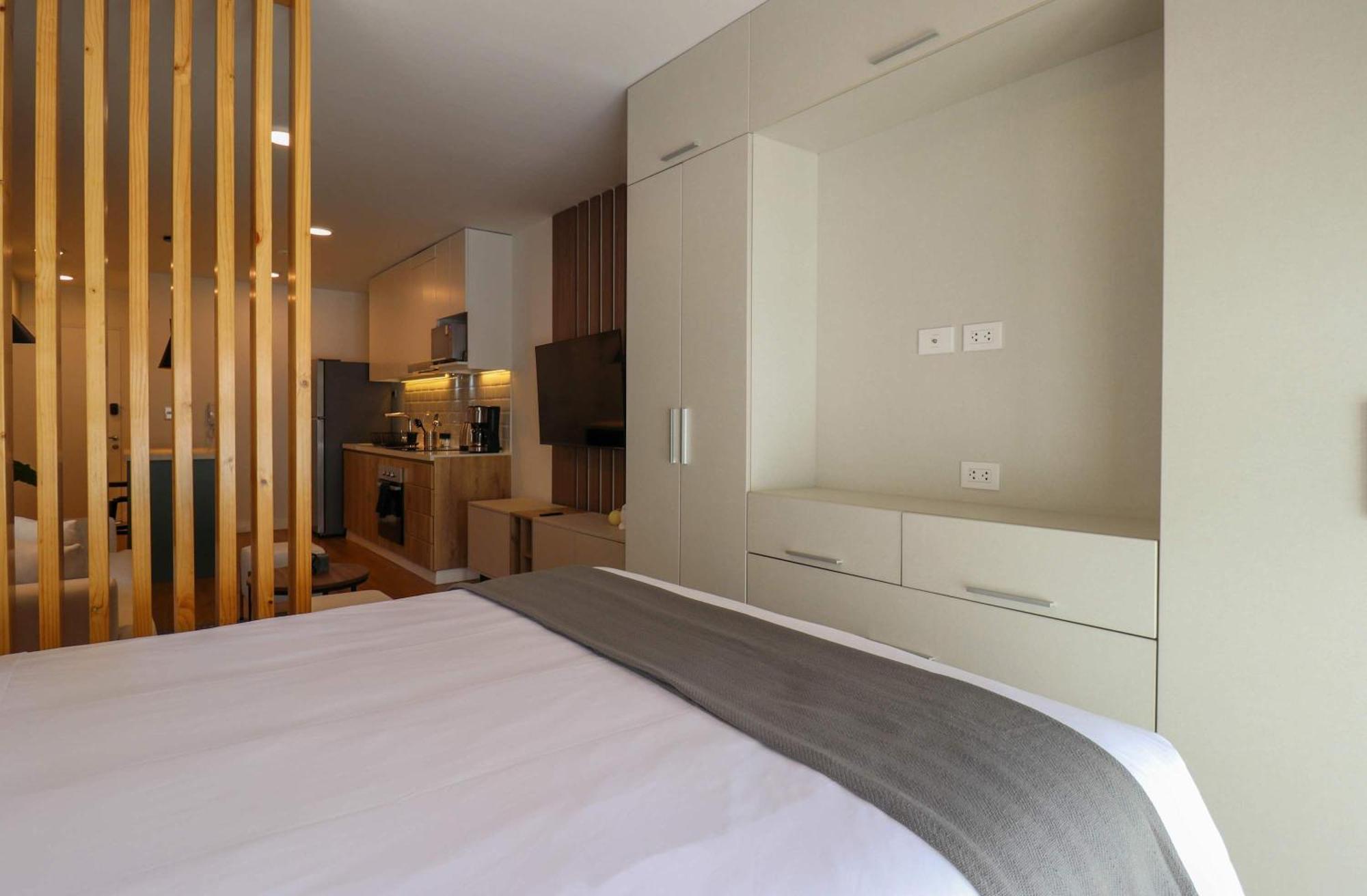 Pendragon By Wynwood House Apartment